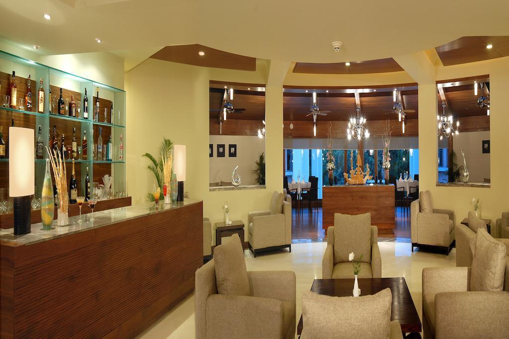 The Manohar Hyderabad Hotel Étterem fotó